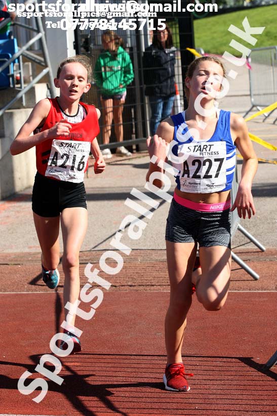 Girls under-15s  Northern 3 Stage Road Relay, SportsCity, Manchester. Photo: David T. Hewitson/Sports for All Pics